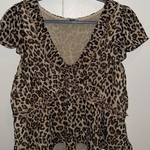 Cheetah print American eagle top